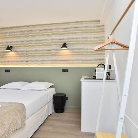 Cosy Bedroom Near Tour Eiffel Champs De Mars Paris Exterior photo